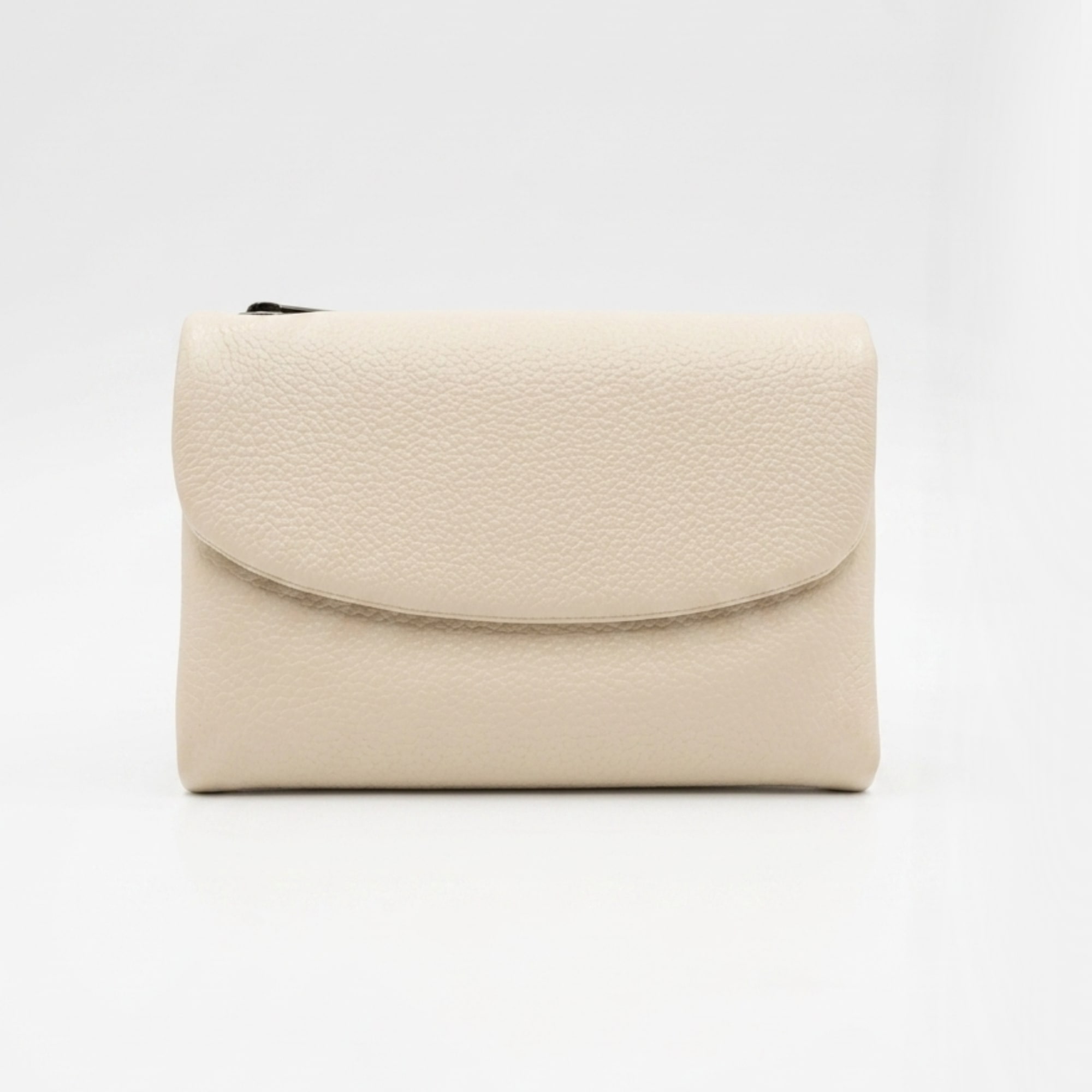 Margaret Medium Leather Wallet - Beige