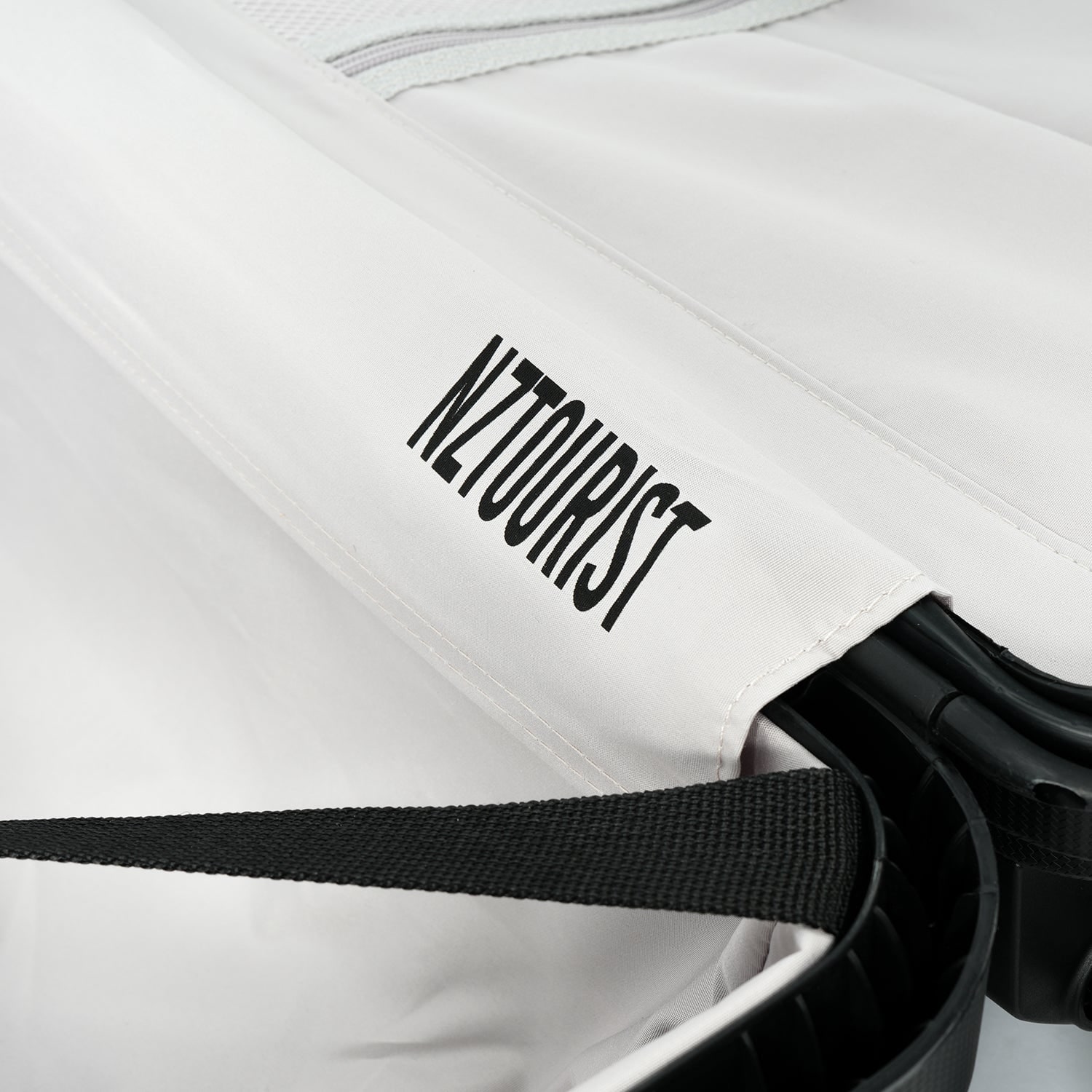 NZTourist Urban Trek 75cm Suitcase - Black view 19