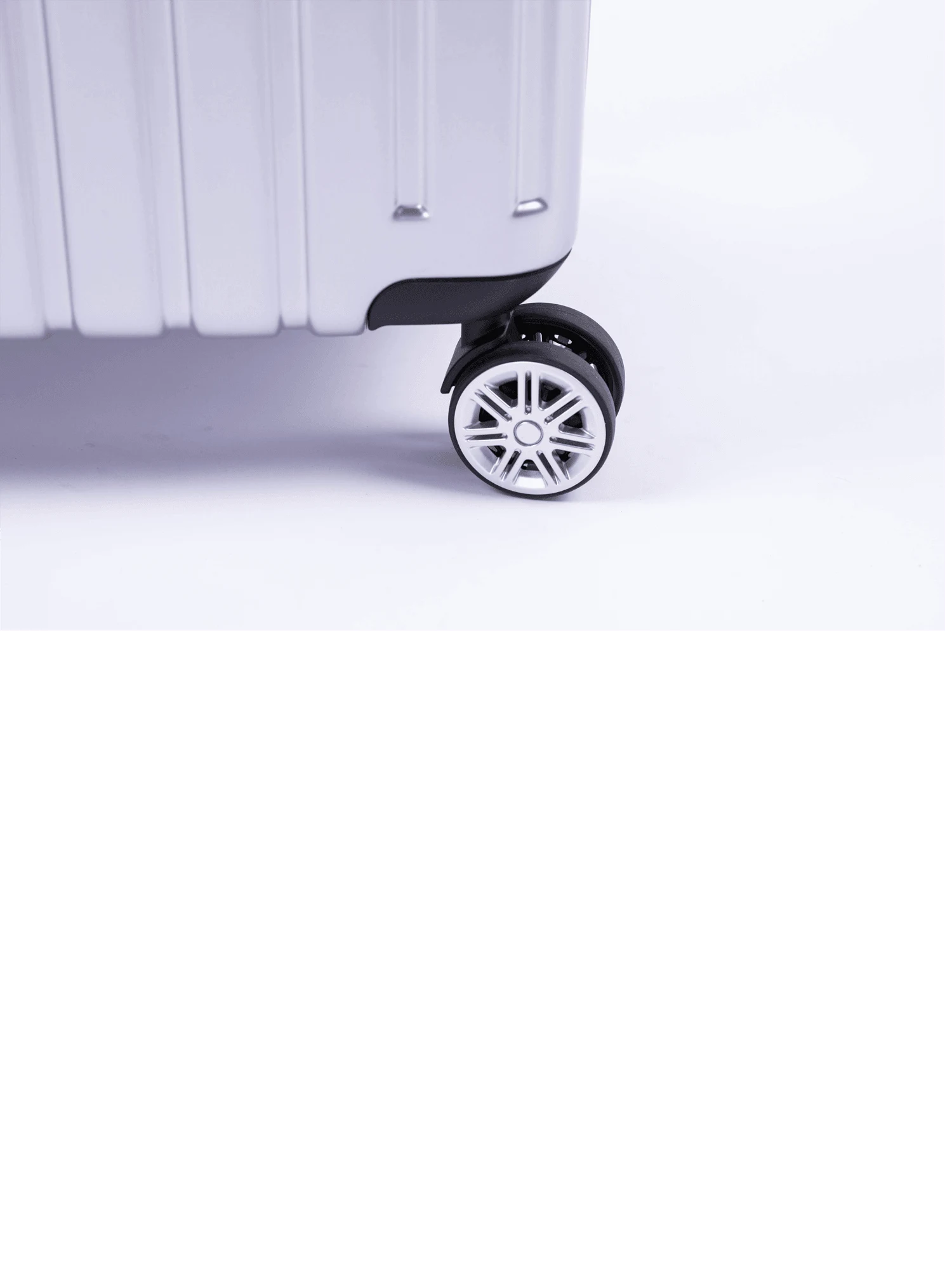 San Michelle Secure Adventurer 68cm Suitcase - Silver view 12
