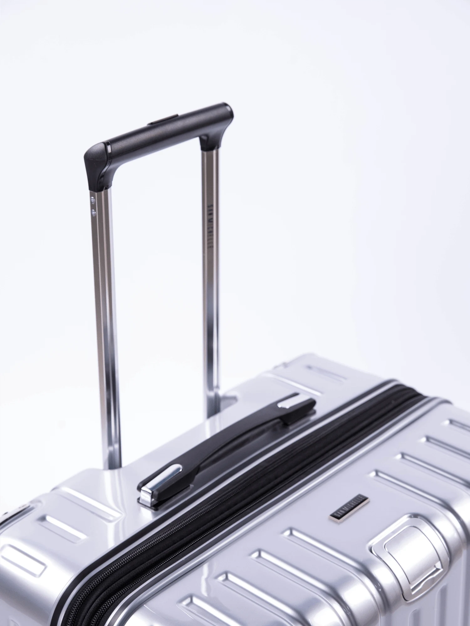 San Michelle Secure Adventurer 68cm Suitcase - Silver view 9