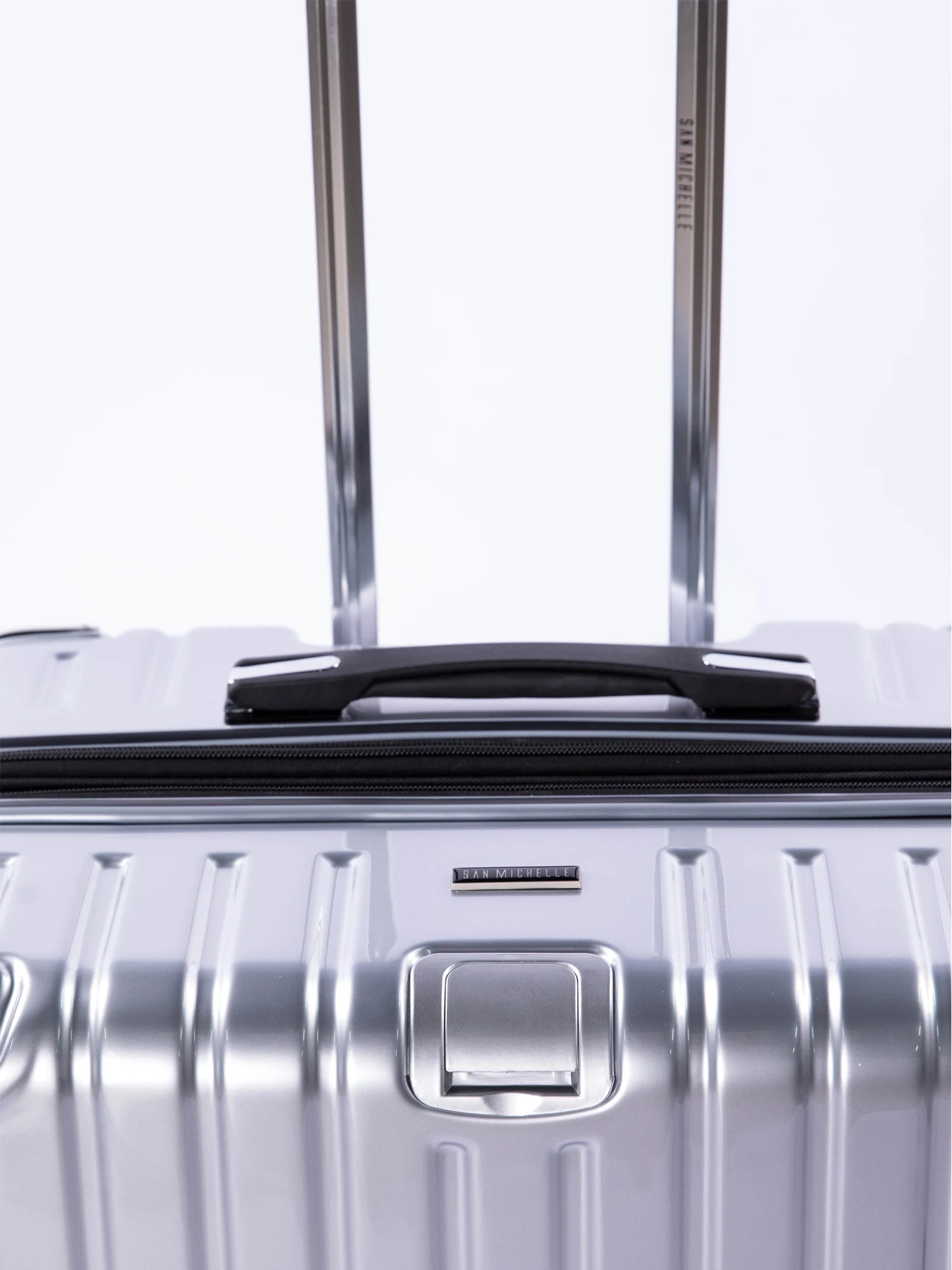 San Michelle Secure Adventurer 75cm Suitcase - Silver view 4