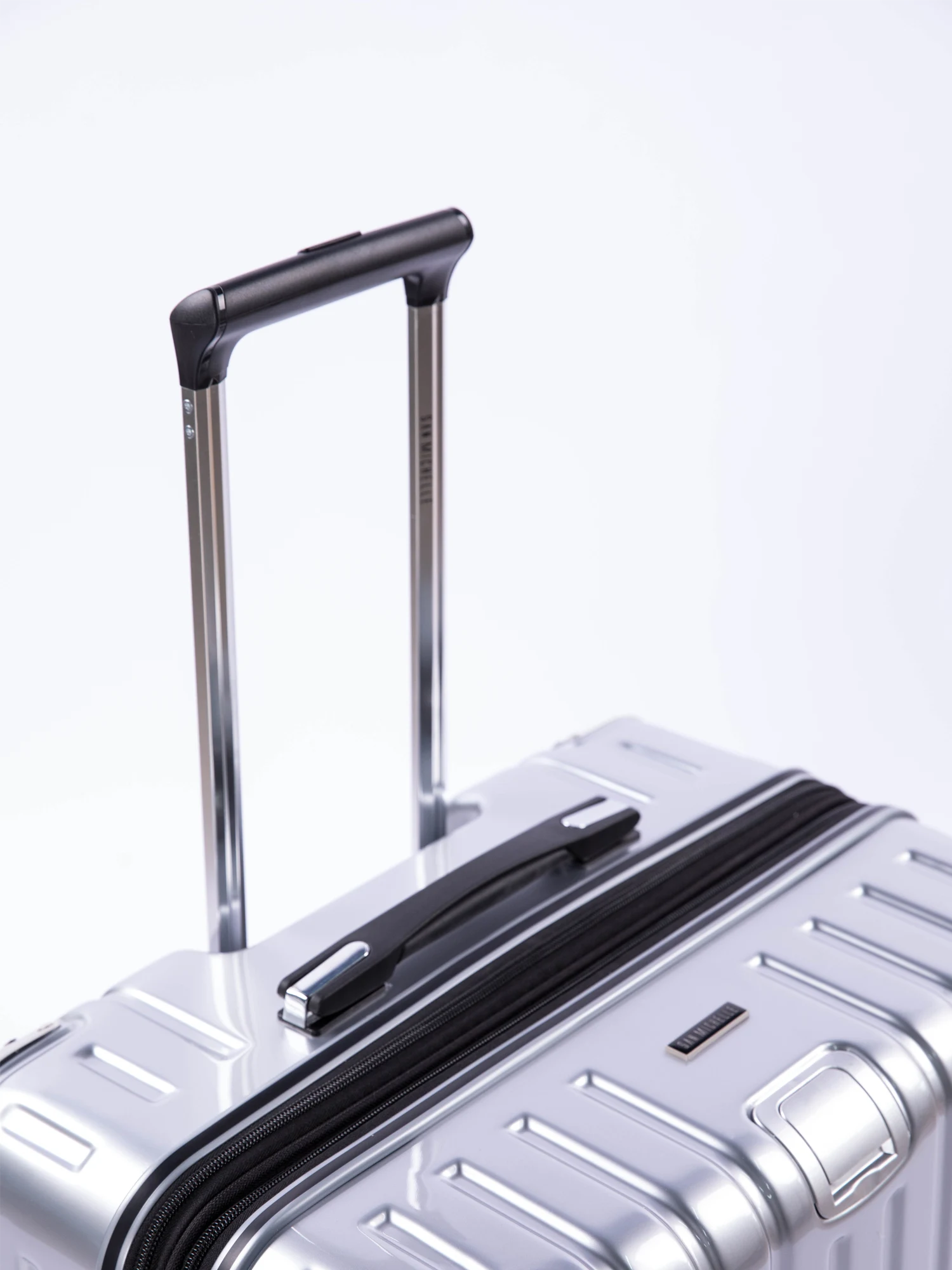 San Michelle Secure Adventurer 75cm Suitcase - Silver view 6