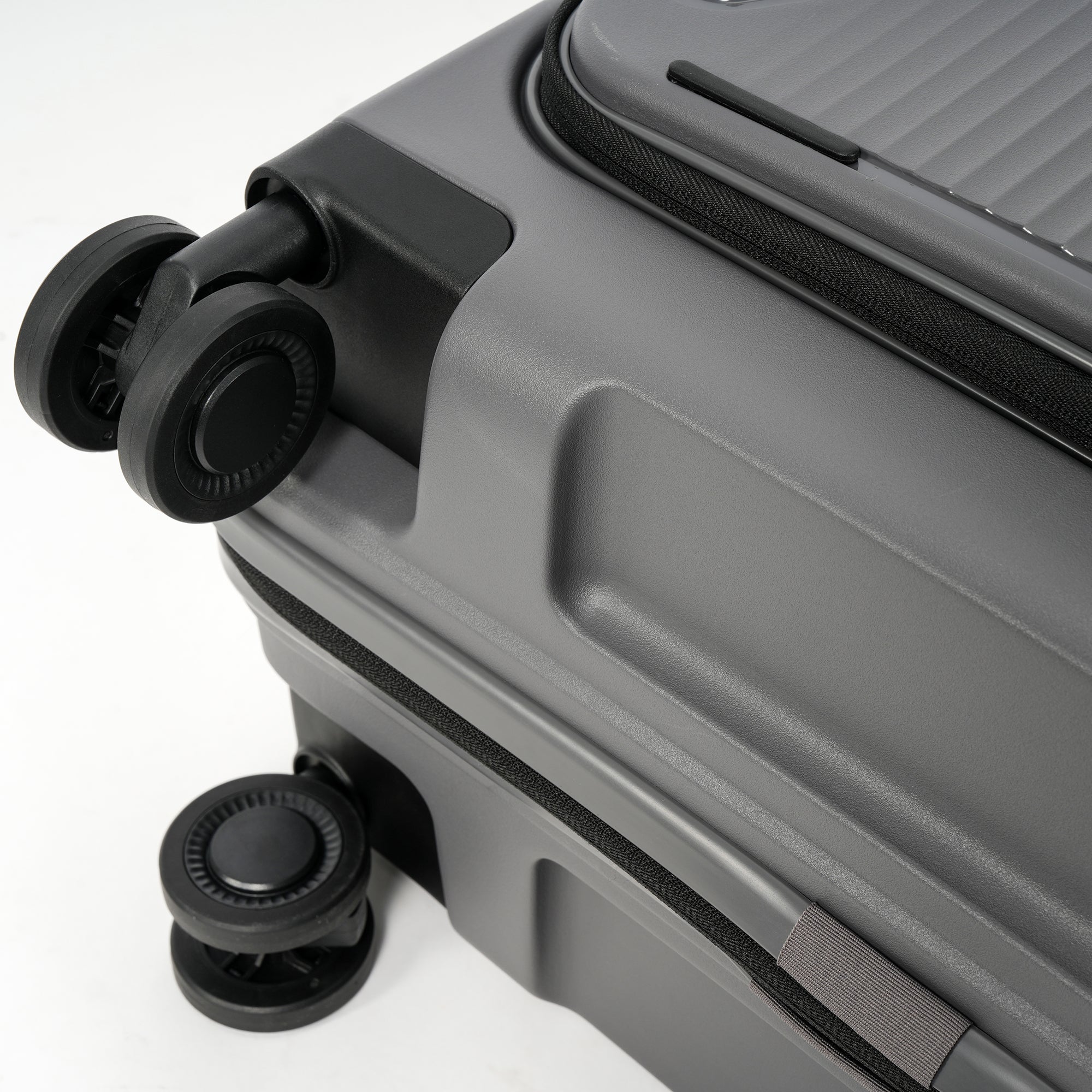 NZTourist Primo Dual Open 66cm Suitcase - Grey