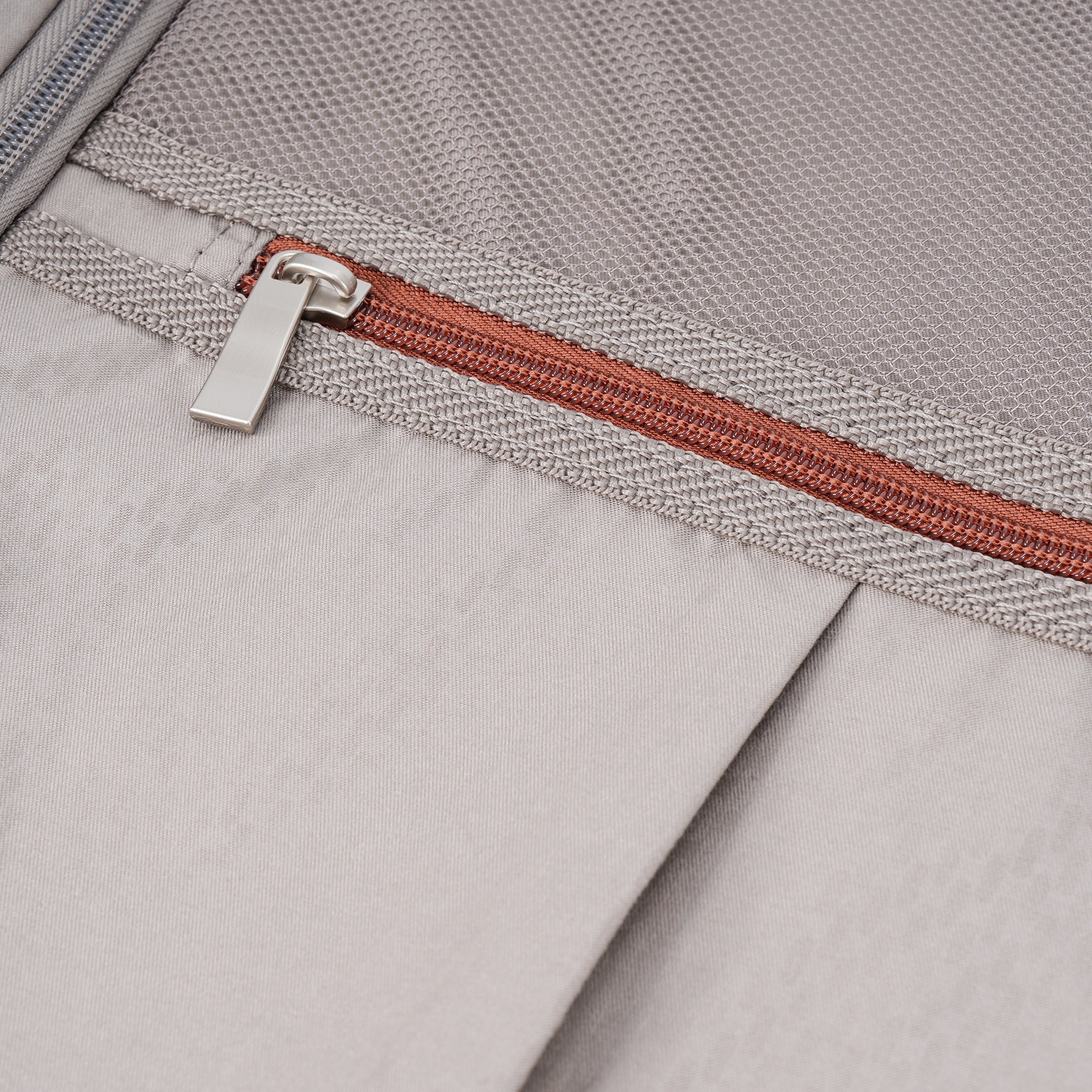 NZTourist CoreLite 78cm Suitcase - Grey