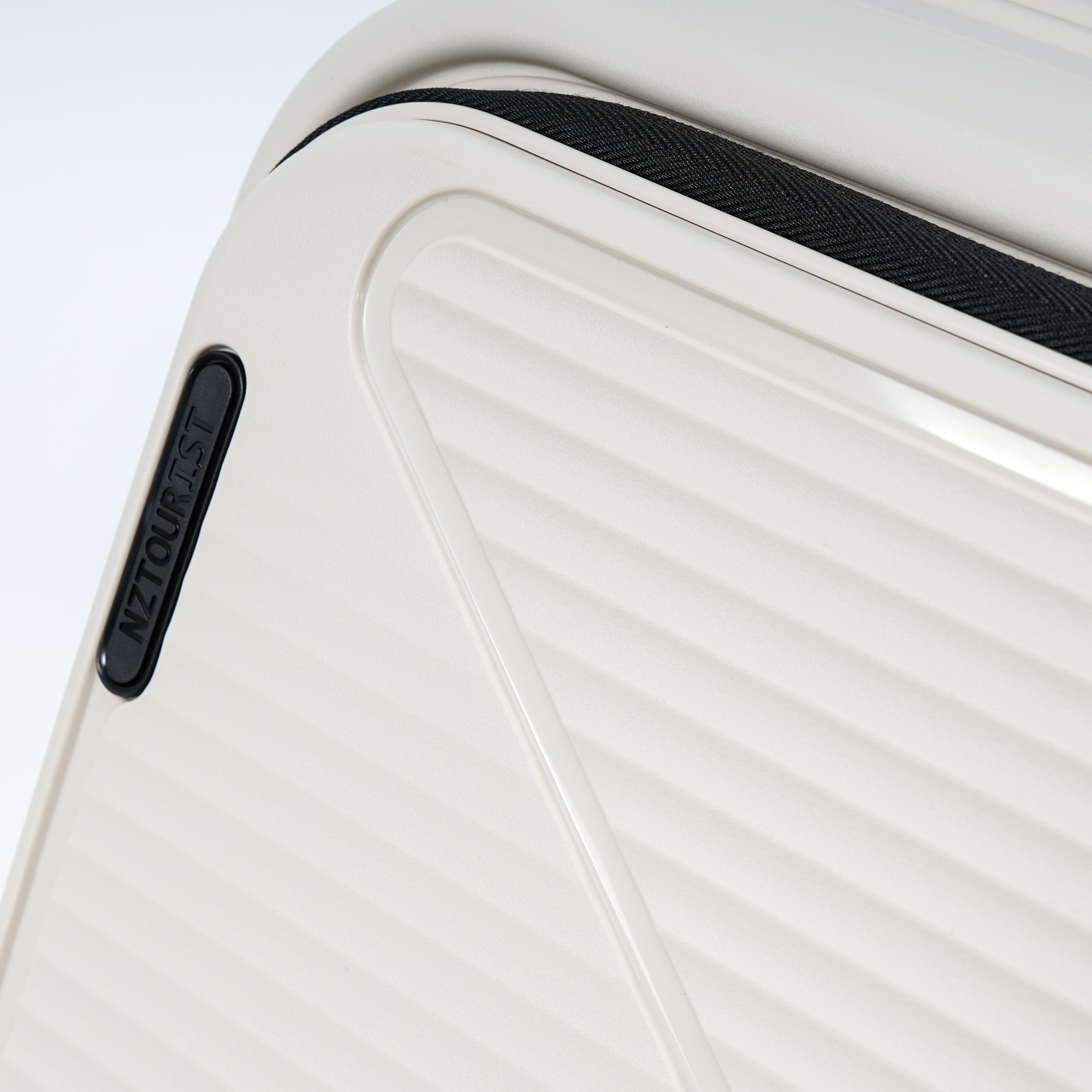 NZTourist Primo Dual Open 77cm Suitcase - Beige