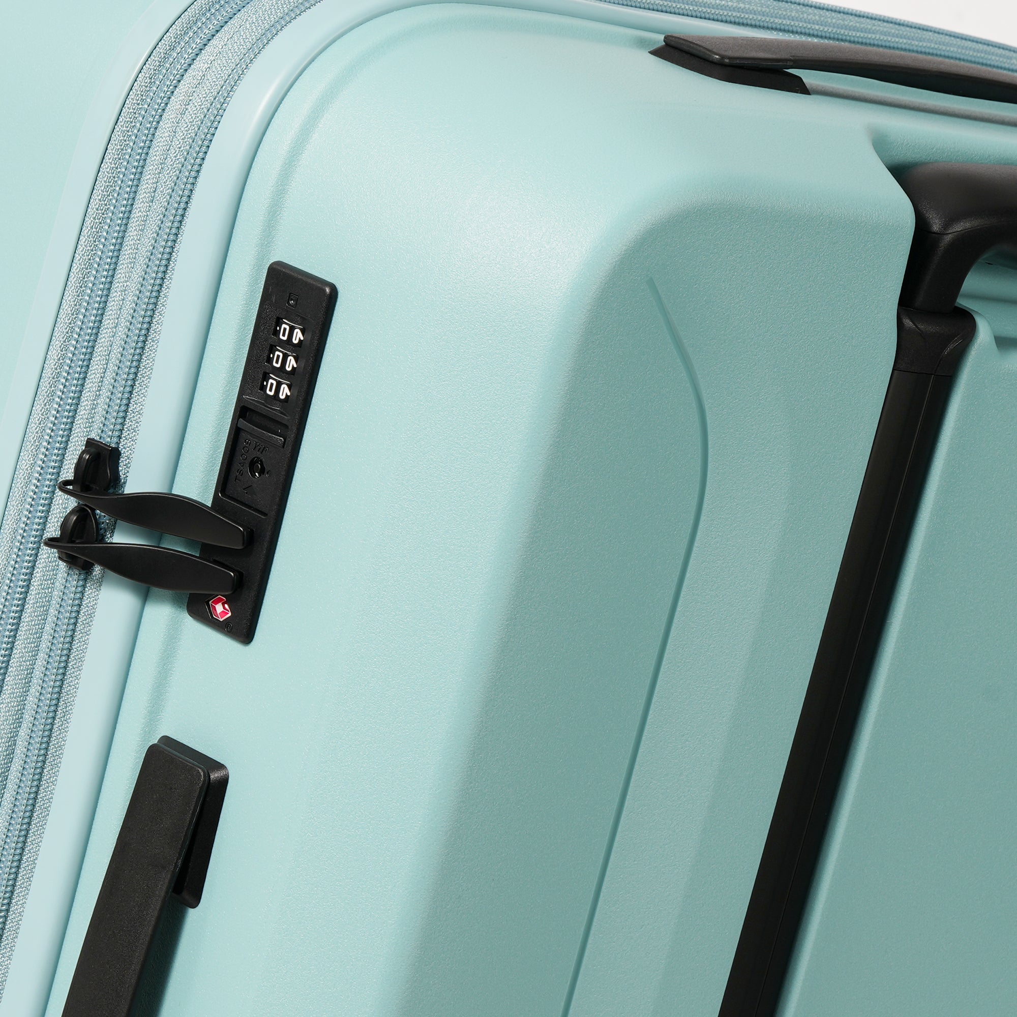 San Michelle Echo Traveller Suitcase 56cm - Blue