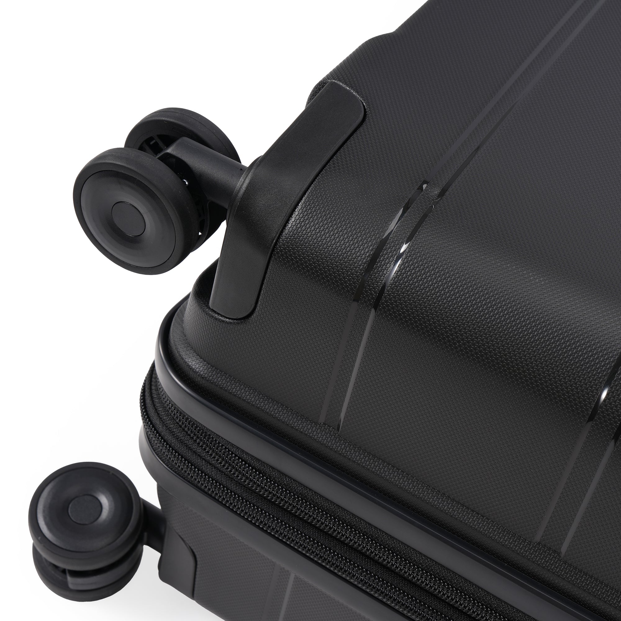 NZTourist CoreLite 78cm Suitcase - Black