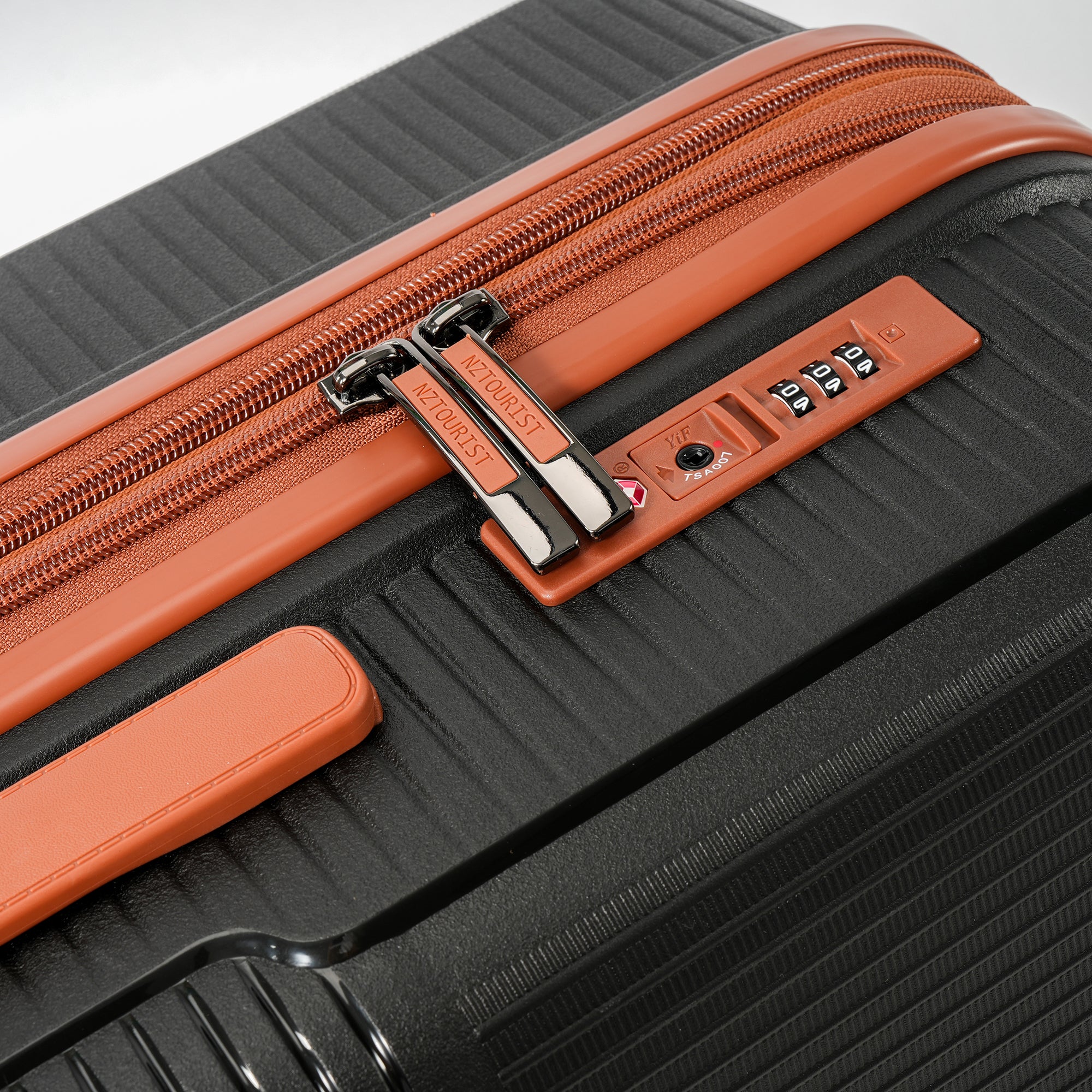 NZTourist Terra Luxe 76cm Suitcase - Black