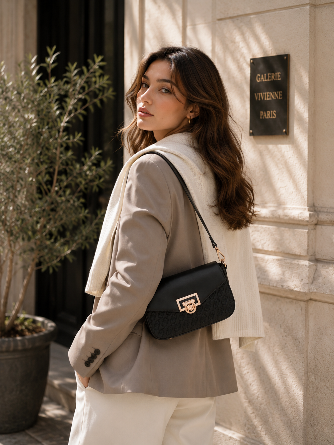 Hazel Shoulder Bag - Black