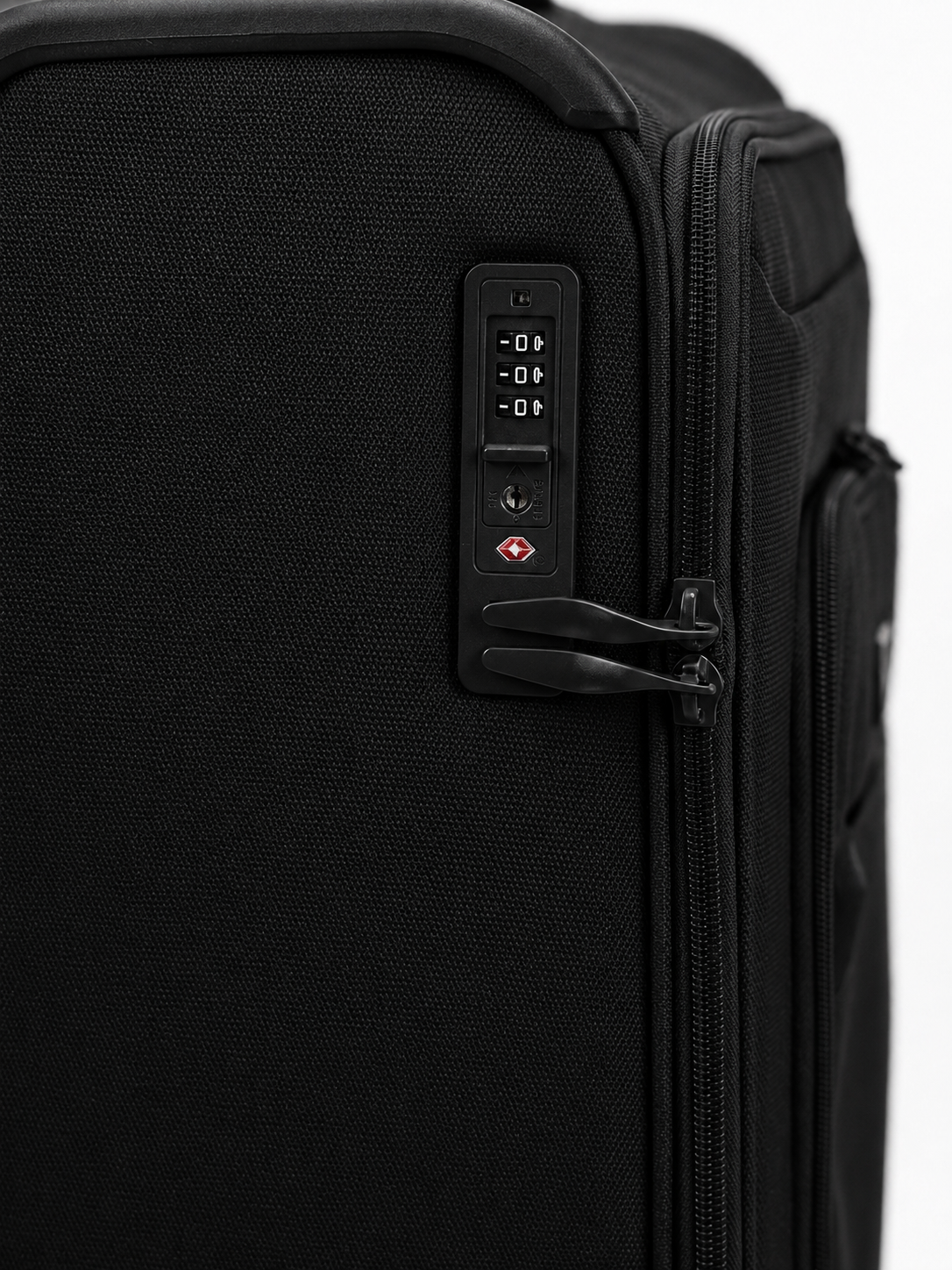 San Michelle Glide Pro Suitcase 57cm - Black