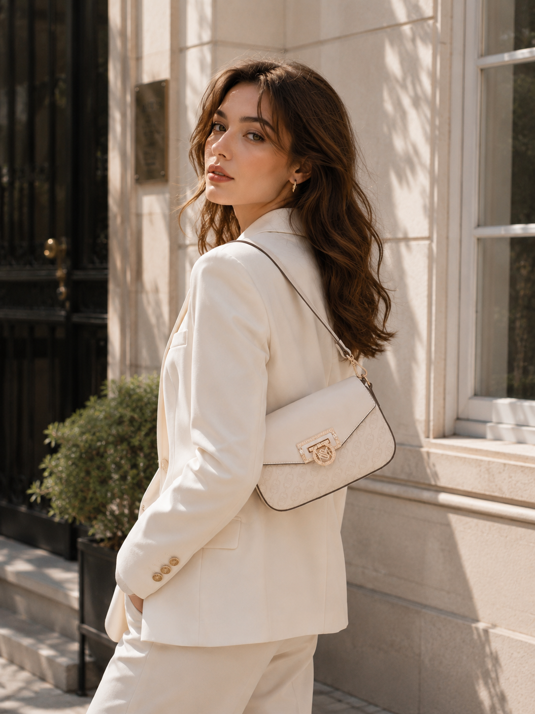 Hazel Shoulder Bag - Beige