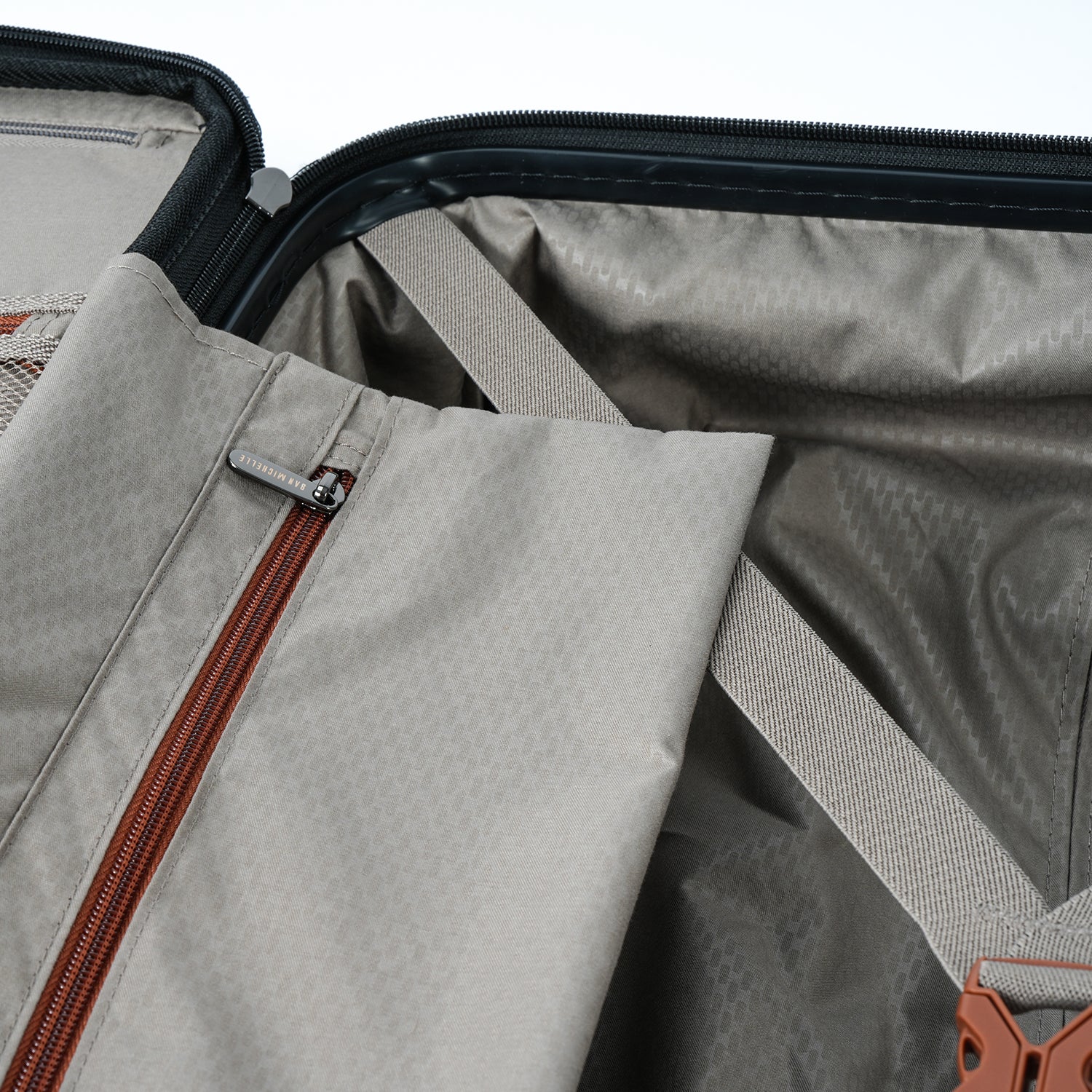 San Michelle AeroGlide 55cm Suitcase - Black