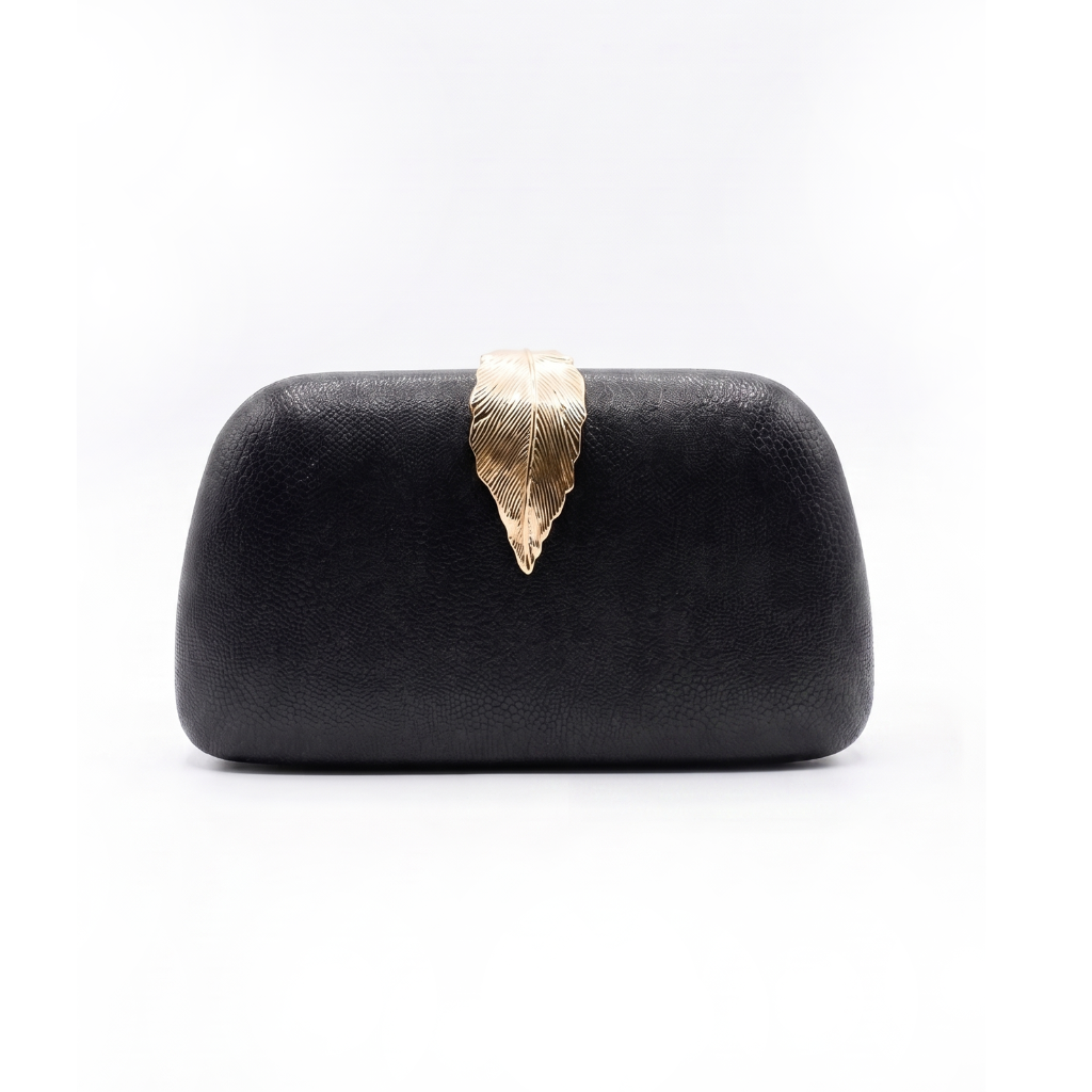 laura-clutch-bag-black-01_41edd0da-b1da-469f-8de0-1ebb1dbb31b6.png