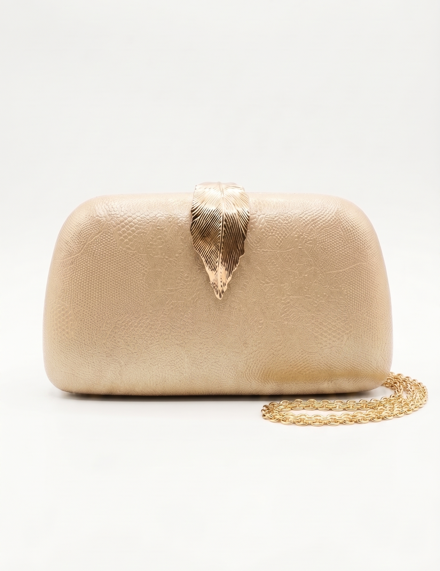 laura-clutch-bag-gold-02.png